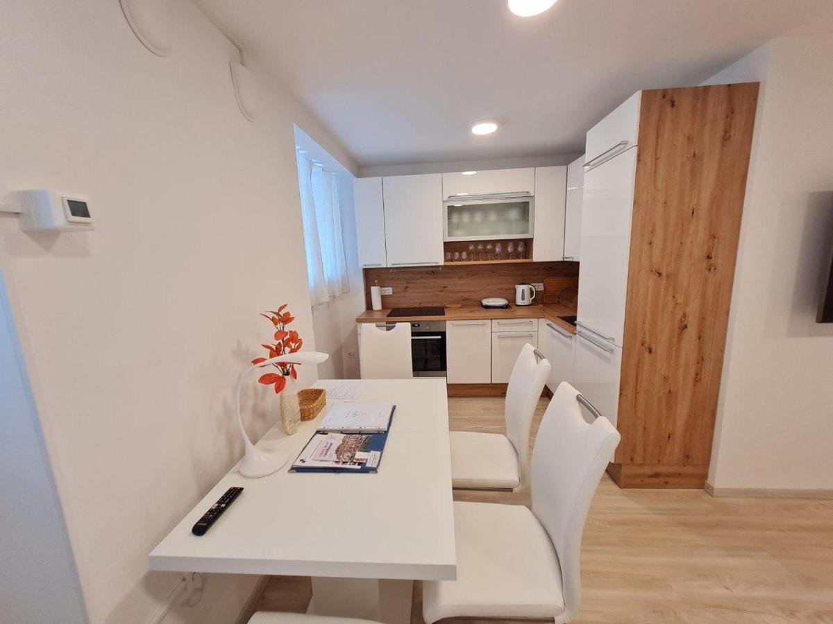 Studio Apartment Gea 2 Tour As Ljubljana Exteriör bild
