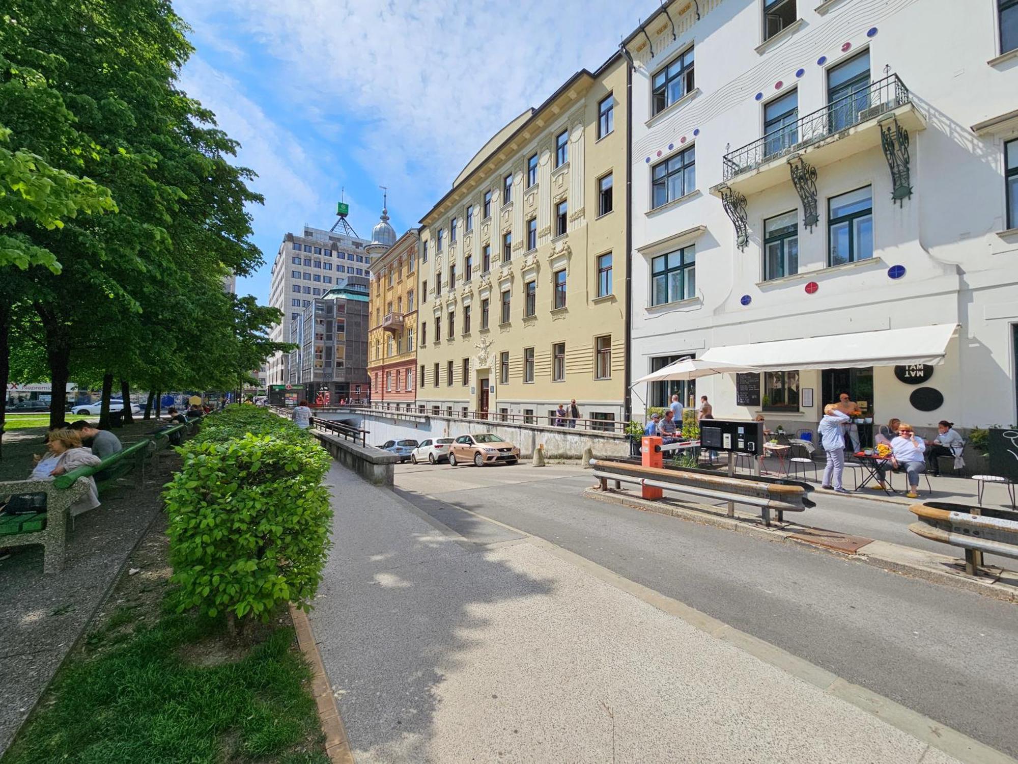 Studio Apartment Gea 2 Tour As Ljubljana Exteriör bild